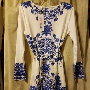White and blue spring dress. Knee high with tags
